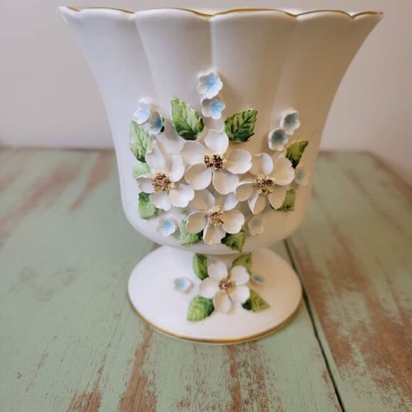 1950's Norcrest Dogwood or Cherry Blossom Flower Pedestal Vase - Picture 14 of 14